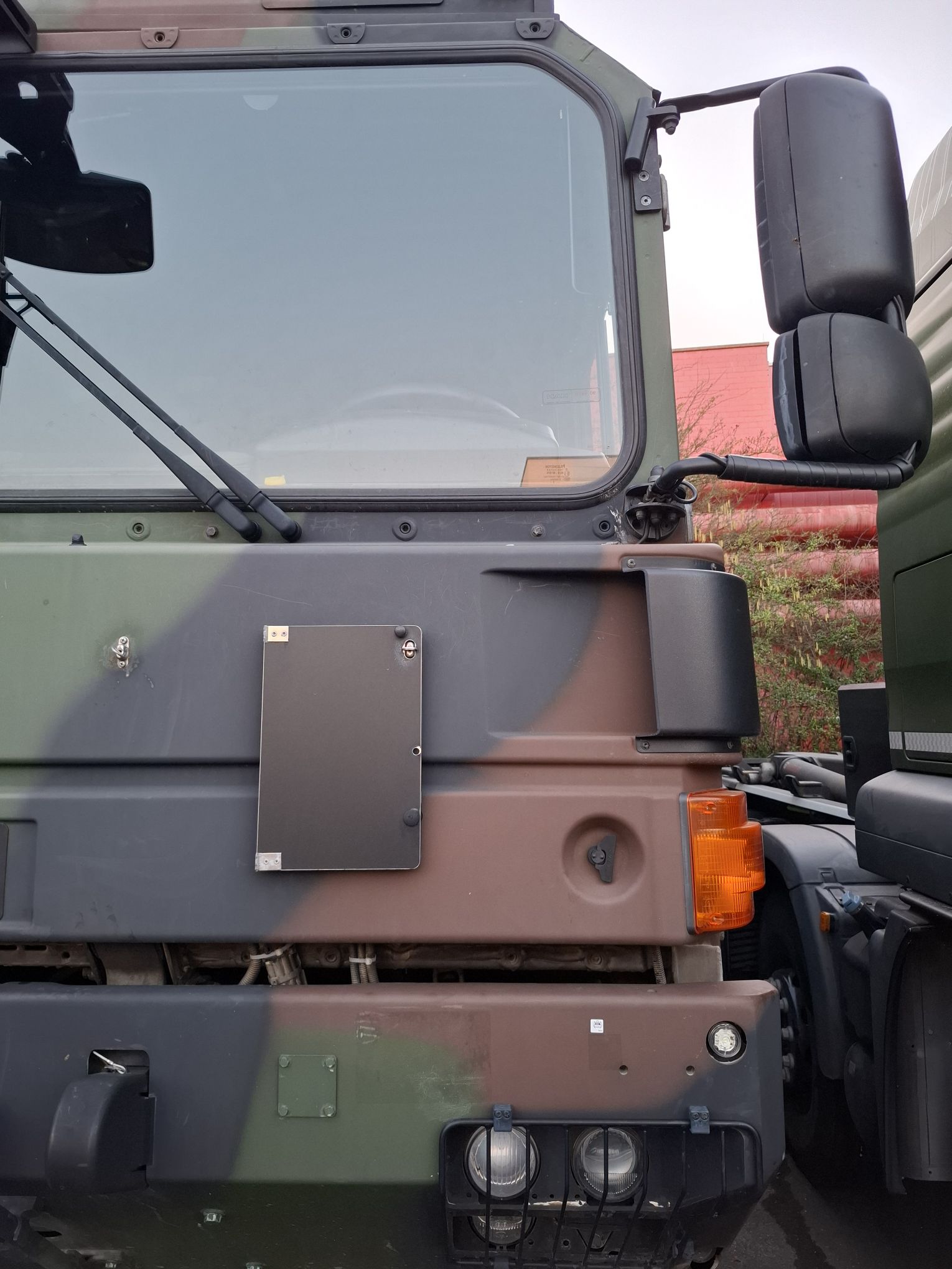 Rheinmetall TRUCKS stehen für robuste Stärke | Bundeswehr