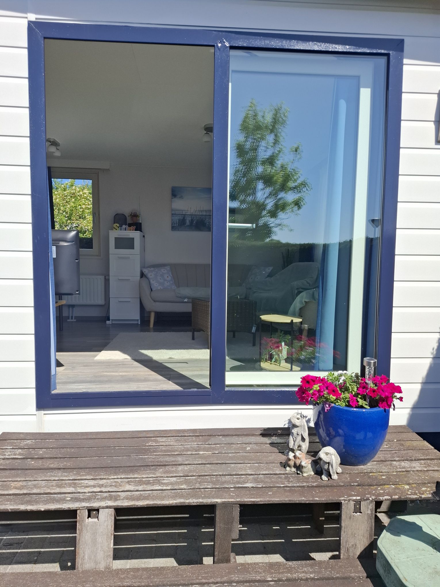 Blumen am Mobilheim – Cadzand mit Flair, Sonne & Traumstränden