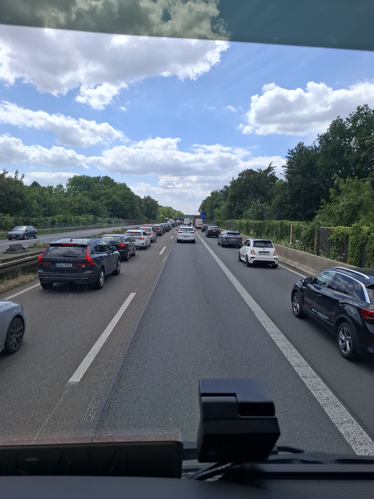 STAU auf deutschen Straßen – immer wieder täglich!